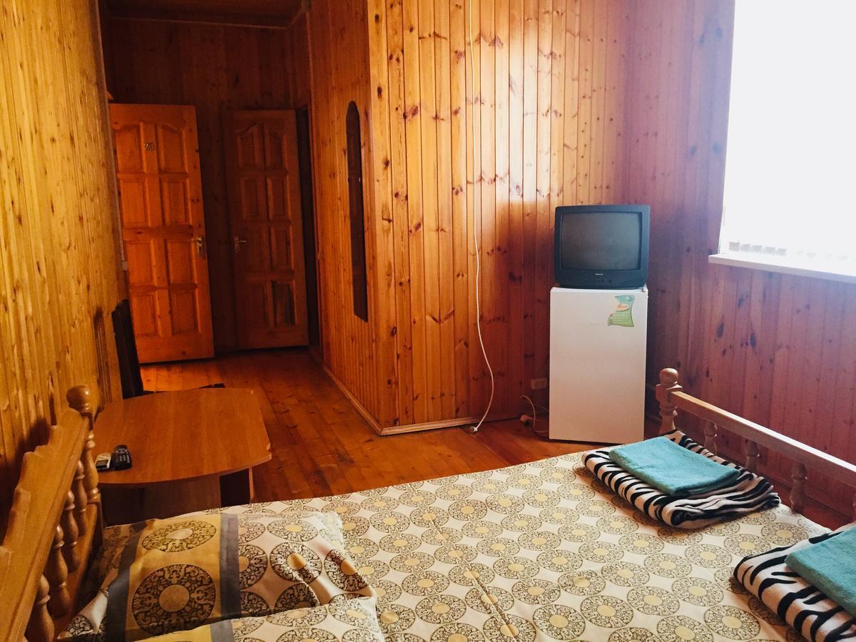 Mandarinoviy Sad Hotel Gagra Exterior foto